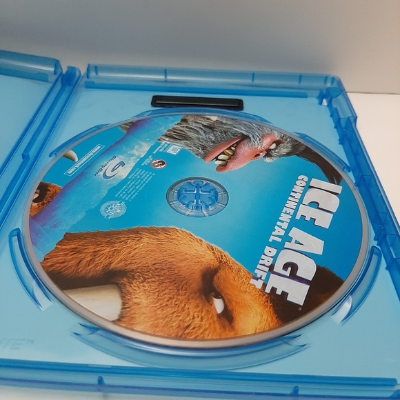 🍒4 for $20🍒 Ice Age: Continental Drift  - Blu-ray Bilingual Kids Movie - Picture 4 of 5